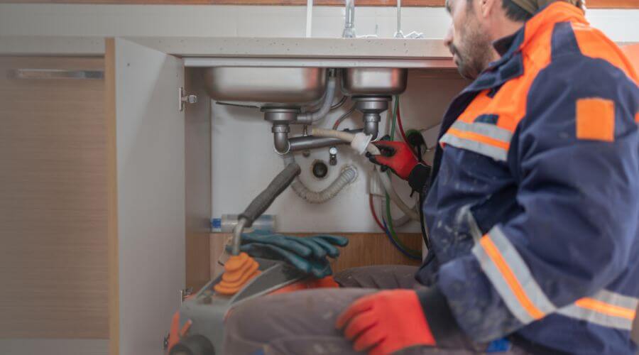 Commercial Slab Leak Plumbing in Boulder, WY